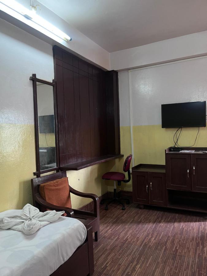 Jn Hotel Kohima Buitenkant foto