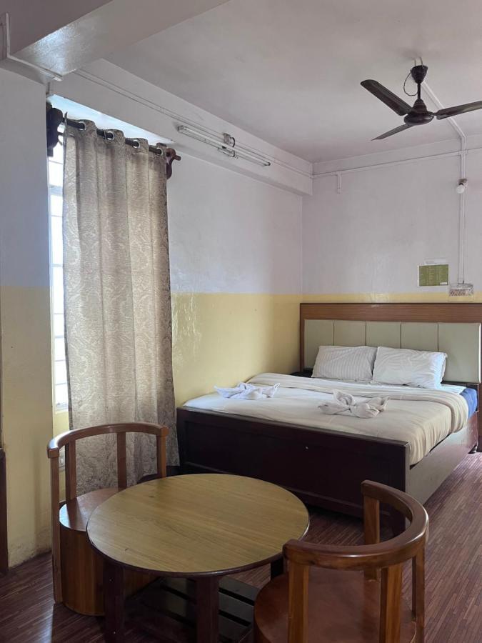 Jn Hotel Kohima Buitenkant foto